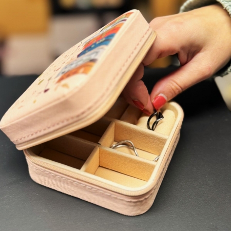 Кутија за накит Своја