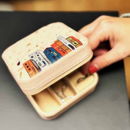 Кутија за накит Урбана