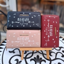 Паричник со дизајн "Колешка за пример"