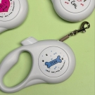 Персонализиран поводник за милениче со механизам