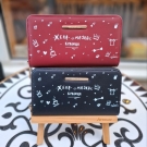 Паричник со дизајн "Жена мајка кралица"