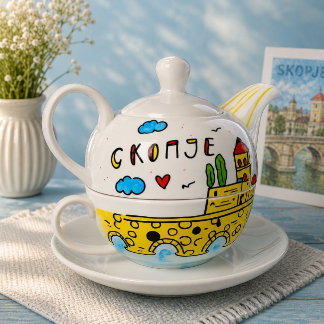 Дводелен порцелански чајник "Скопје"