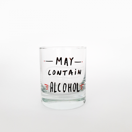 Стаклена чаша со дизајн "May Contain Alchocol"