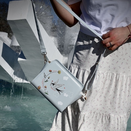 Ташна ,,Силна. Независна. Самоуверена''